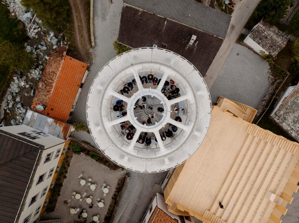 4598 image for slide