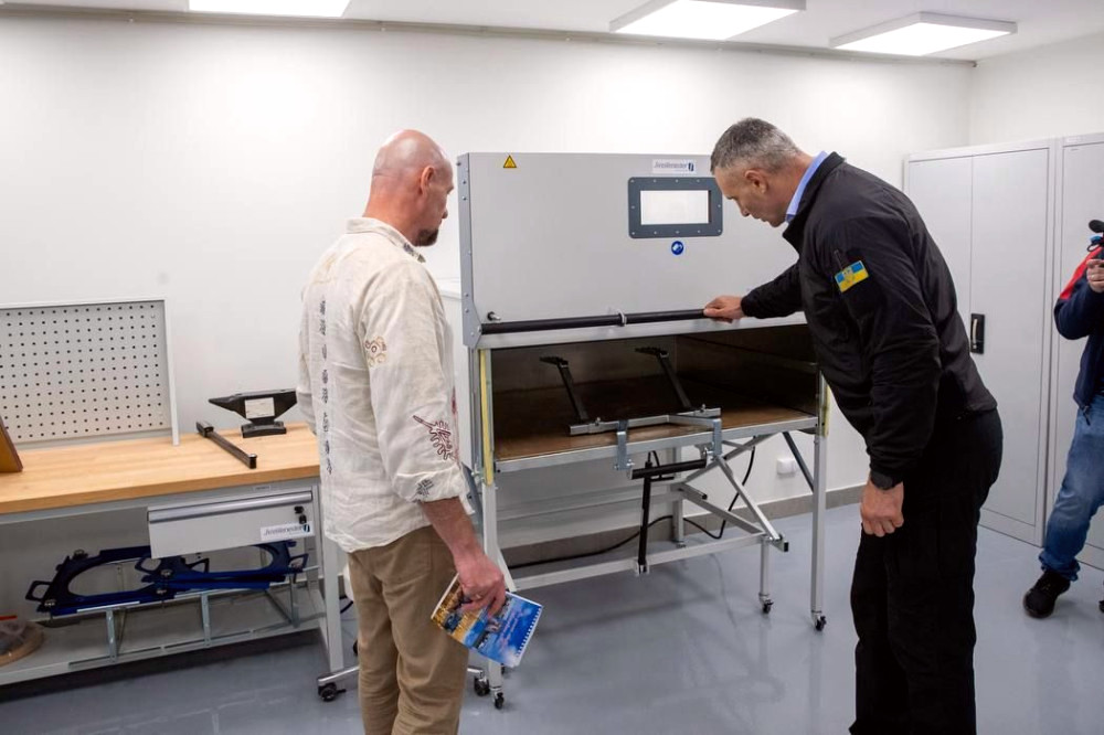 7630 image for slide