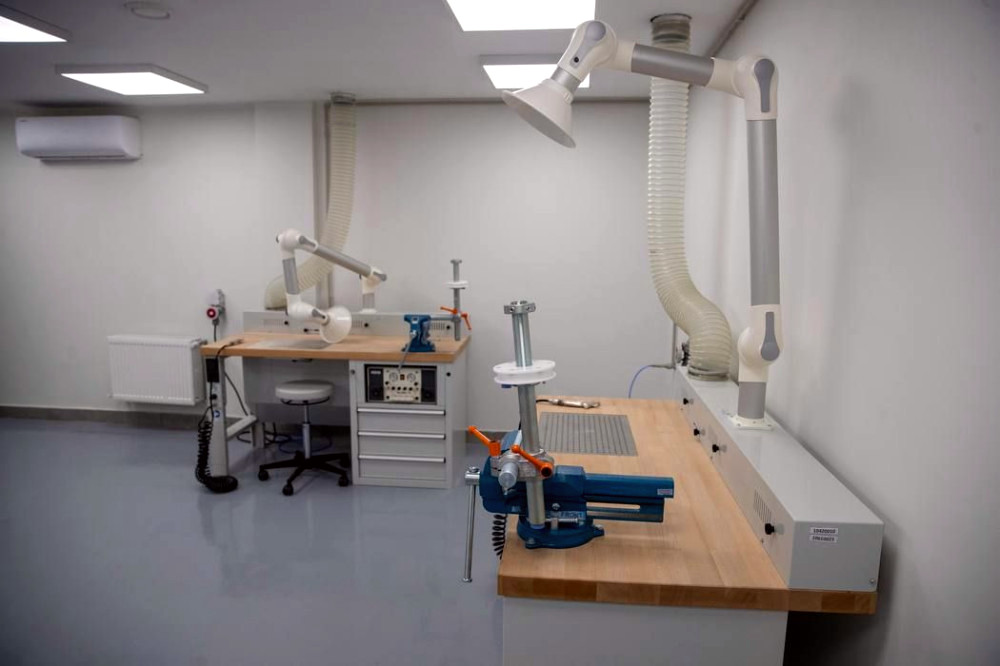 7631 image for slide