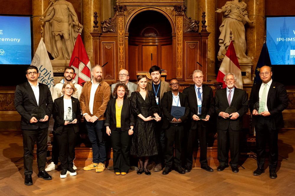 9379 image for slide